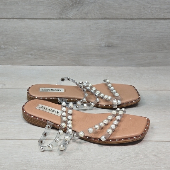 Steve Madden Women's Skyler Pearl Embellished Sandals Shoes Flats Sz 8 - Picture 1 of 10